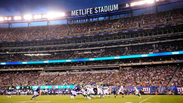 Obri, tréneri Jets reagujú na streľbu v budove HQ NFL

