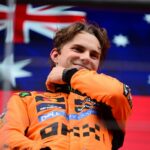 Oscar Piastri píše rozkošné posolstvo pre svojho starého otca, ktorý bol prítomný, aby bol svedkom jeho belgického víťazstva F1