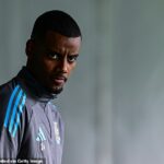 Alexander Isak nebol v sobotu zaradený do tímu Newcastle pre priateľov a Celtic