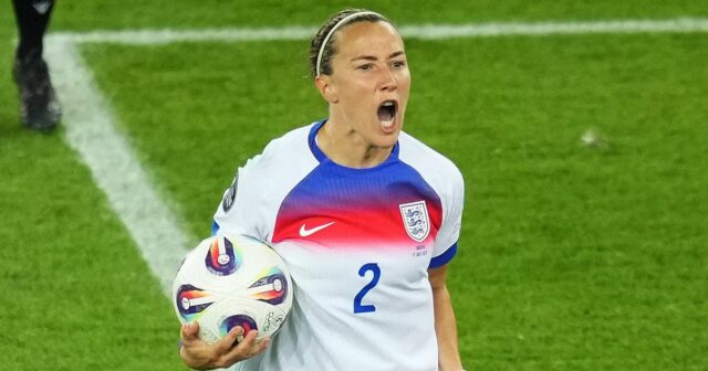 Papa souligne la différence entre hommes et football féminin après la victoire des lionnes
