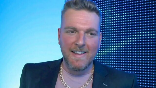 Pat McAfee aktualizujte na WWE RAW po tom, čo povedal: „Nebudem komentovať“

