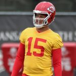 Patrick Mahomes si od rádiového moderátora vyvíja teplo po vírusových fotografiách z dovolenky