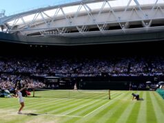 Riaditeľ Wimbledonu kritizuje „frustrujúcu“ debatu o peňažných cenách Peniaze Wimbledon Award sú o krok pred všetkými ostatnými nádhernými turnajmi Slam