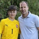 Petr Cech, syn legendy Premier League, podpísal klub so svojimi prvými profesionálnymi podmienkami