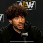 Podrobnosti o zákulisí chaosu, ktorý sa zúčastnil prezident Tony Khan, predtým, ako spoločnosť Top Star oznámila podpis WWE