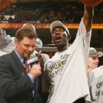Potom Patrick tvrdí, že ESPN vykonal „kampaň na rozmazanie“ po jeho šokujúcom odchode