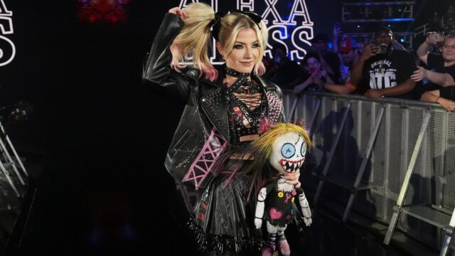Povesti WWE: Alexa Bliss hovorí potenciálne Wyatt Sicks -plans


