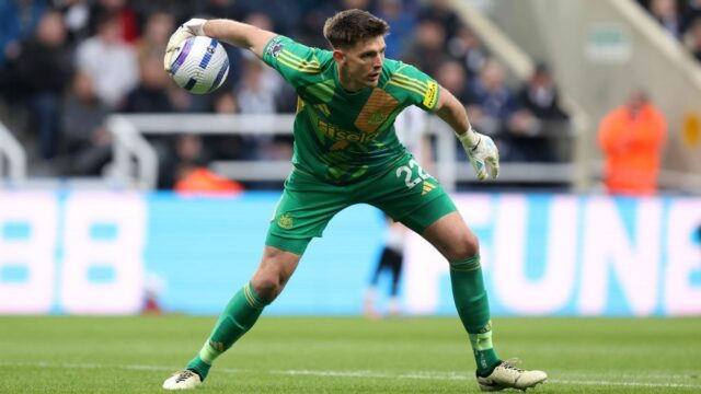 Prevádzky povesti, správy: Man United Target Pope, Donnarumma pri hľadaní brankára

