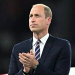 Princ William sa pripojí k dvom hlavným kozom, keď podporuje Lionesses na veľkom výlete