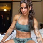 Powerlifter sa obrátil na Pro Boxer Stefi Cohen bol zatknutý pre obvinenie z domáceho násilia