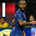 Sterling by mohol byť na ceste z Chelsea pred dňom termínu