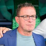 Ralf Rangnick údajne, že prvá operácia bola odvezená do nemocnice po tom, čo sa zvýšila dole