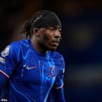 Reakcia Arsenalu na podpísanie hráča Chelsea Wing Player Noni Maduekeov podpis určitých častí fanúšikovskej základne „Skutočne hrozný“, tvorca futbalového obsahu Joel Bey
