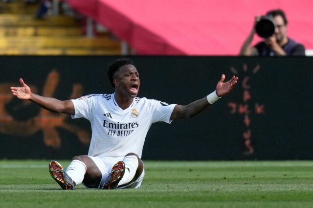 Real Madrid, aby zvážil ponuky pre druhú superhviezdu vpred

