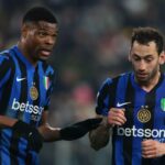 Red Devils 'Otvorené rokovania o 34 miliónov GBP, ktokoľvek „chce„ prekvapiť “po kapitáne Slam