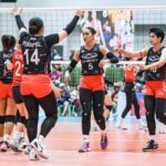 Crossovery Chery Tiggo počas prehliadky hry PVL proti Cignal HD Ren Peñafiel Spikers