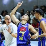 TNT TNT TNT TNT 5G's Roger Pogoy počas finále filipínskych pohárov PBA proti San Miguel Beermen.