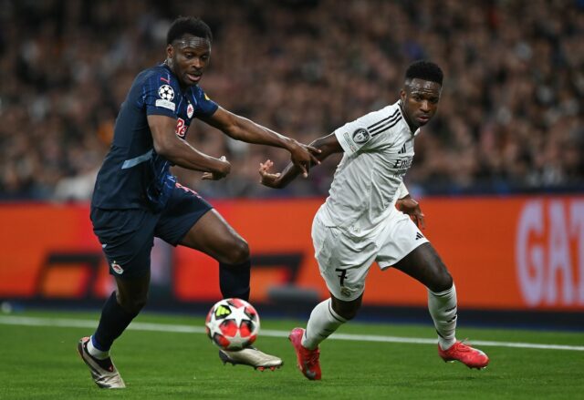 Rovnako ako Kevin Danse, pomohol objektívu bojovať proti súťaži Premier League o Samson Baidoo

