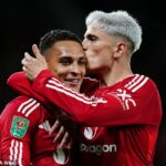 Ruben Amorim je pripravený priniesť bombový tím, vrátane Antony (vľavo) a Alejandro Garnacho (vpravo), ak sa nepredávajú