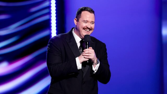 Shane Gillis čerpá zmiešané reakcie s monológom uhryznutia espys

