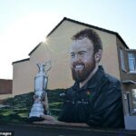 Jeho príbeh o nástennej maľbe: Shane Lowry je zvečnený v blízkosti kráľovskej časti, šesť rokov po džbáne Claret v ohromujúcom štýle