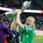Skrytá emocionálna pocta Hannah Hampton, pretože Anglické hviezdy podporujú levicu