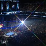 Smackdown začína s korunovaným novým majstrom, ktorý bol napadnutý; Neprítomné meno