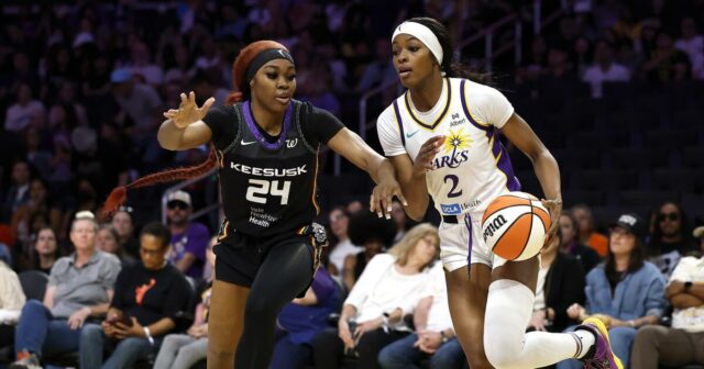 Sparks Frontcourt dáva hodnotiacu prehliadku Win Over Sun

