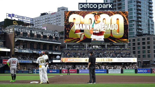 Správy MLB: Manny Machado Van Padres zaregistruje 2 000. kariérny zásah

