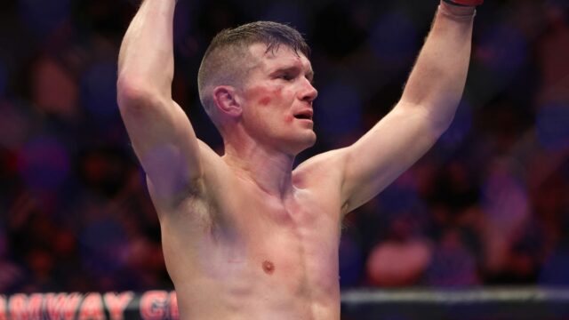 Stephen Thompson Budúcnosť neistý, pretože sa blíži zmluva

