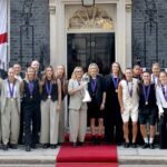 Štyri levy pomenované v tíme Euro UEFA, keď Anglicko Heroes navštevuje Downing Street