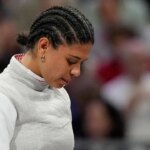 Sudcovia prijímajú bozkávajúcu obranu francúzskeho olympijského olympiunu bez porušenia dopingu