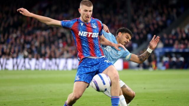 Target prenosu Manchester United s „brilantnou ľavou nohou“, rád zostať v Crystal Palace

