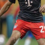 Thomas Muller ponúka Adieu Bayern Mníchov po strate svetového pohára FIFA v PSG