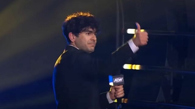 Tony Khan pošle správu starým šampiónom WWE pred kolíziou

