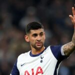 Branthwaite dal na papier na novú zmluvu z Evertonu perá
