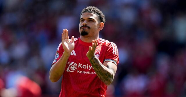 Tottenham obtient un énorme ascenseur dans 60 millions de livres sterling Morgan Gibbs-White Row avec Fuming Nottingham Forest
