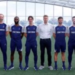 Tottenham pokračuje za otrasnou scénou s dvojitým odchodom