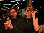 Travis Kelce ponúka Taylor Swift Romance Rare Gance na svojich intímnych obrázkoch vo svojej „vonkajšej sezóne“
