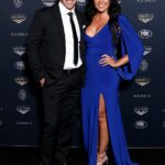 Marons tréner Billy Slater (na obrázku so ženou Nicole) hovorí, že jej hráči sú všetci kapitánom tímu za Cameronom Munsterom