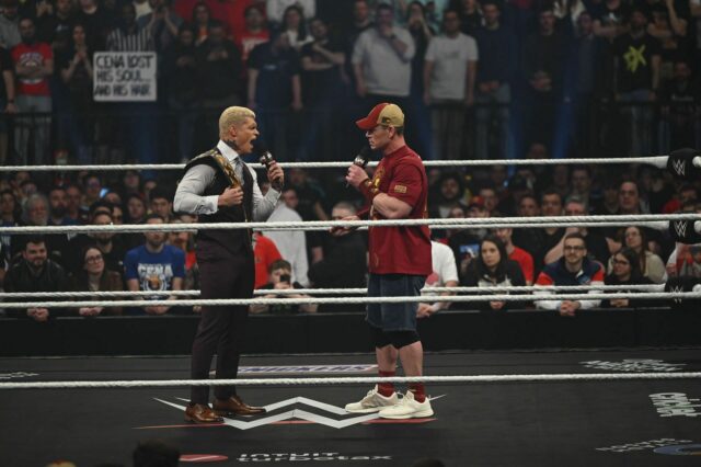 Triple H možno zrušil plány, aby sa dôležité meno vrátilo do Cody Rhodes vs. John Cena z dôležitého dôvodu

