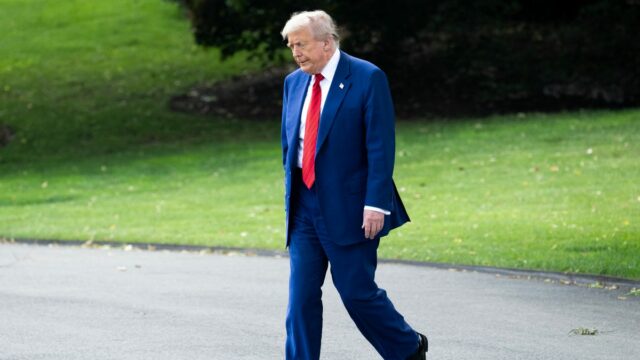 Trump hovorí, že podujatie UFC sa uskutoční v Bielom dome v roku 2026

