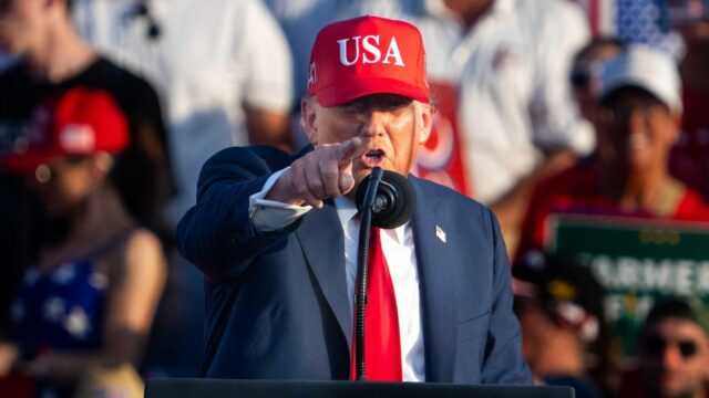 Trump oznamuje, že UFC bojuje v Bielom dome pre Ameriku250 -celebráciu

