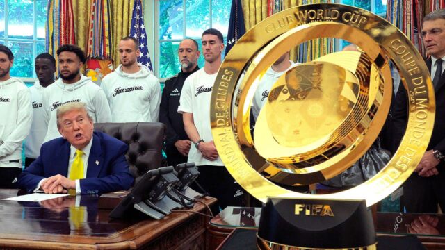 Trump sa v nedeľu zúčastniť finále svetového pohára klubu FIFA na štadióne MetLife

