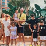 Tyson Fury pripúšťa, že je „nevyhnutné“, aby sa jeho deti dostali do boxu a zdieľali, prečo musia nasledovať jeho krok