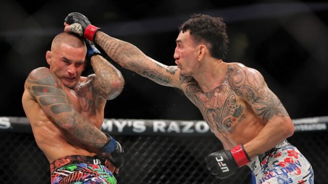 UFC -Champion reaguje na Max Holloway, Dustin Poirier BMF titul boj

