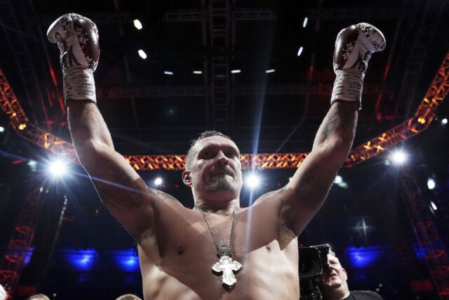 Oleksandr USYK Boxa