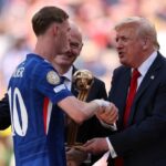 Úžasná reakcia Cole Palmera na Donalda Trumpa na oslavných silách Chelsea Dazn Spiology