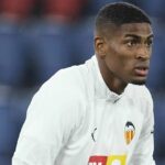 Arsenal lisy na získanie Mosquera z Valencie