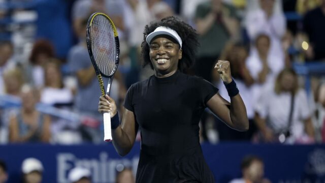 Venus Williams vyhral zápas singlov; Je Serena najbližšie, keď vyjde z dôchodku?

